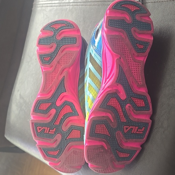 bright colored filament sneakers - Picture 5 of 6